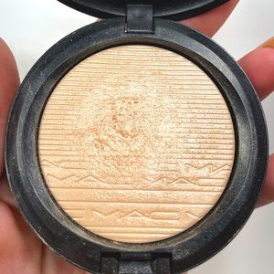 Mac double gleam